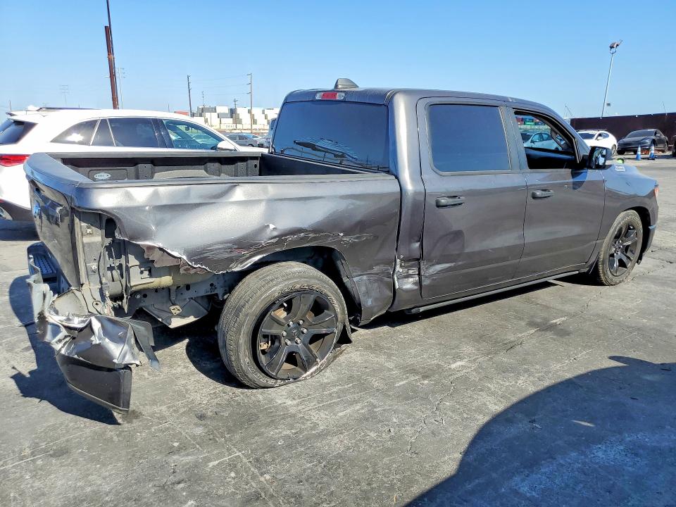 Продажа на аукционе авто 2019 Ram 1500, vin: 1C6RREGT1KN612182, номер лота: 64236916