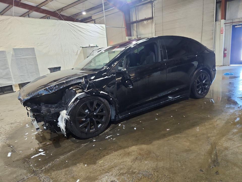 63711956 :رقم المزاد ، 7SAXCDE59RF442083 vin ، 2024 Tesla Model X مزاد بيع