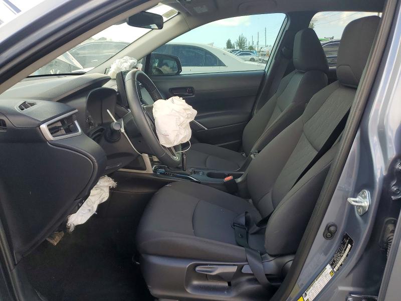 64638286 :رقم المزاد ، 7MUCAAAG0SV136176 vin ، 2025 Toyota Corolla Cross مزاد بيع