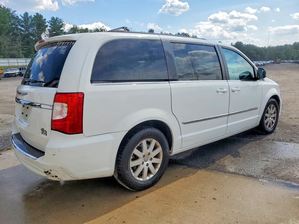 2016 Chrysler Town & Country მანქანა იყიდება აუქციონზე, vin: 2C4RC1BG8GR286954, აუქციონის ნომერი: 65986276