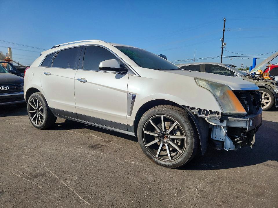 Продаж на аукціоні авто 2015 Cadillac Srx, vin: 3GYFNCE35FS573634, номер лоту: 63722096