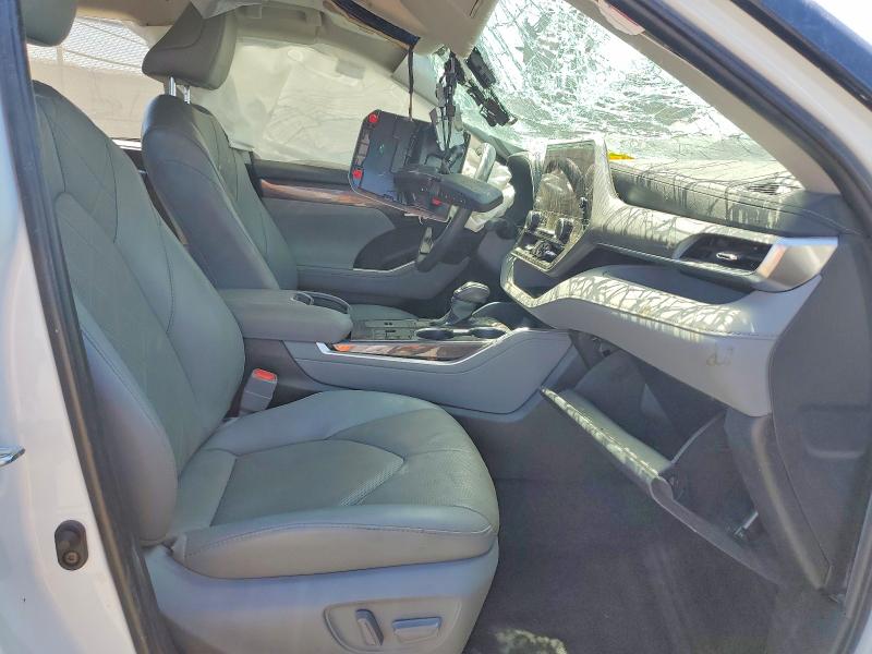 2024 Toyota Highlander მანქანა იყიდება აუქციონზე, vin: 5TDKDRAH7RS052712, აუქციონის ნომერი: 66823586