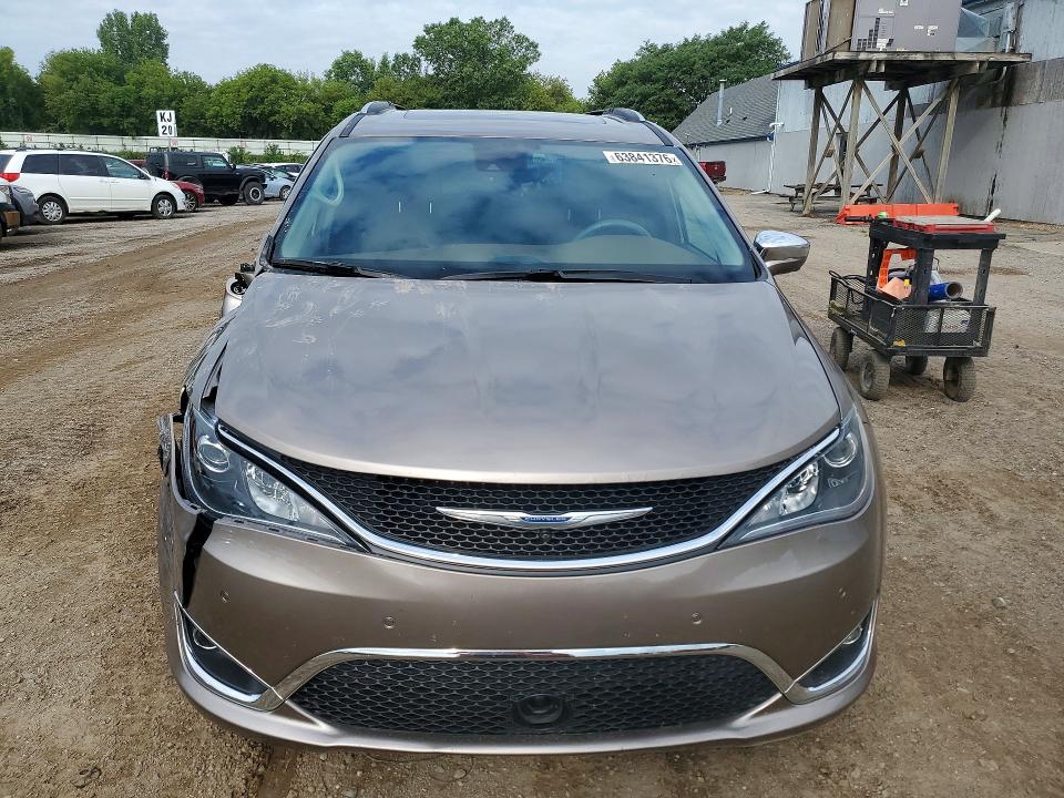 Продажа на аукционе авто 2017 Chrysler Pacifica, vin: 2C4RC1GG3HR747889, номер лота: 63841376