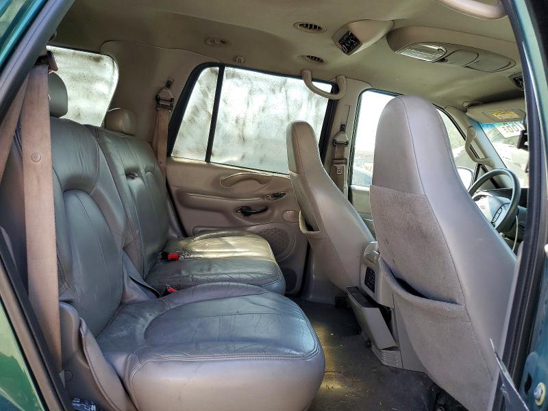 2000 Ford Expedition მანქანა იყიდება აუქციონზე, vin: 1FMRU1561YLB90220, აუქციონის ნომერი: 64399766