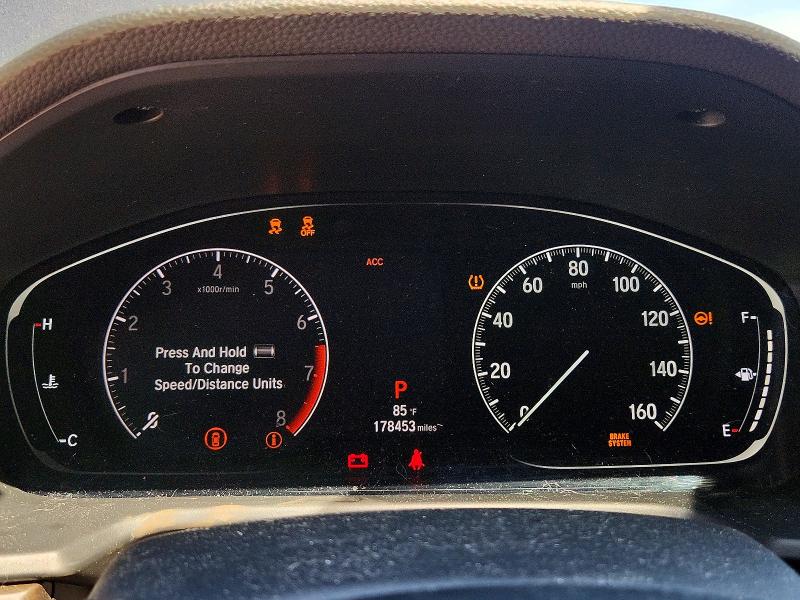 2018 Honda Accord მანქანა იყიდება აუქციონზე, vin: 1HGCV1F93JA046137, აუქციონის ნომერი: 66511196