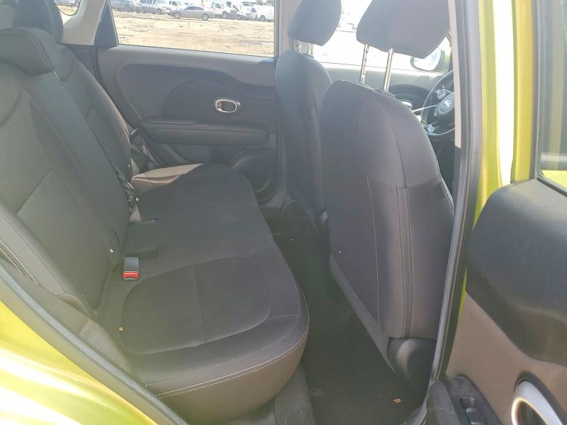 64201756 :رقم المزاد ، KNDJN2A25F7817241 vin ، 2015 Kia Soul مزاد بيع