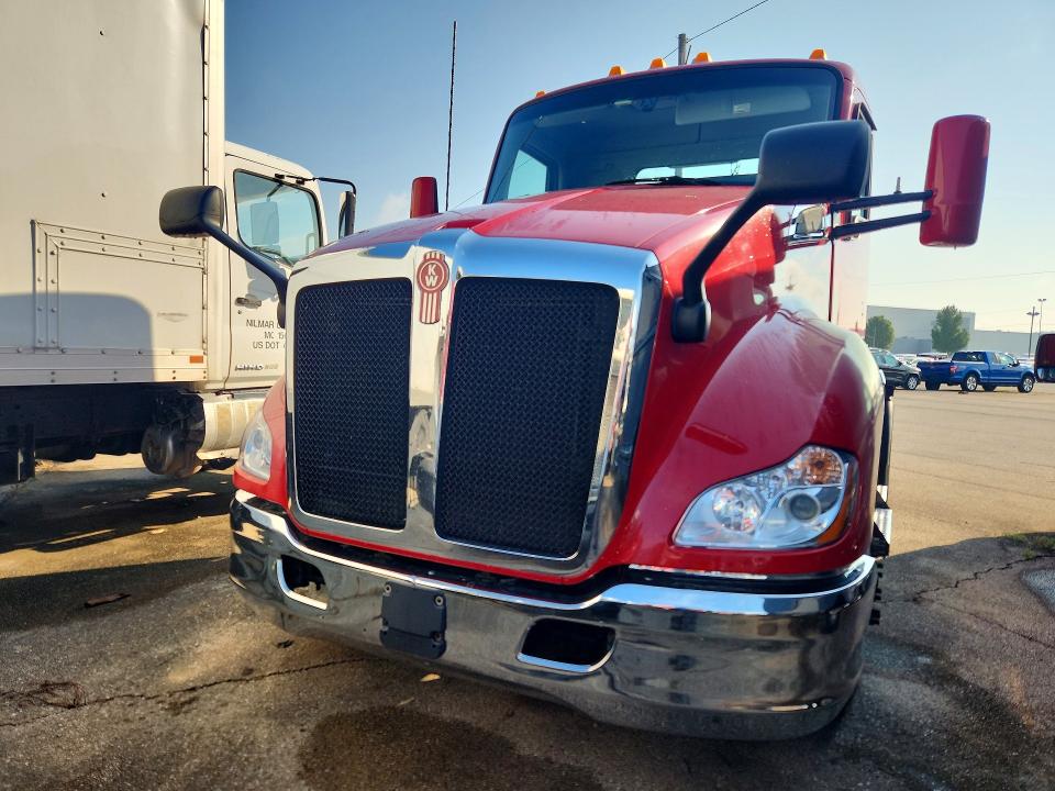 Продаж на аукціоні авто 2022 Kenworth Construction, vin: 1XKYD49X6NJ103069, номер лоту: 65515746