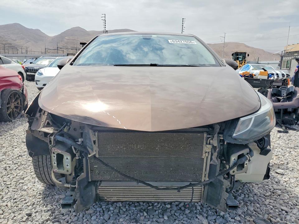 63427056 :رقم المزاد ، 3G1BH6SE4KS569810 vin ، 2019 Chevrolet Cruze مزاد بيع