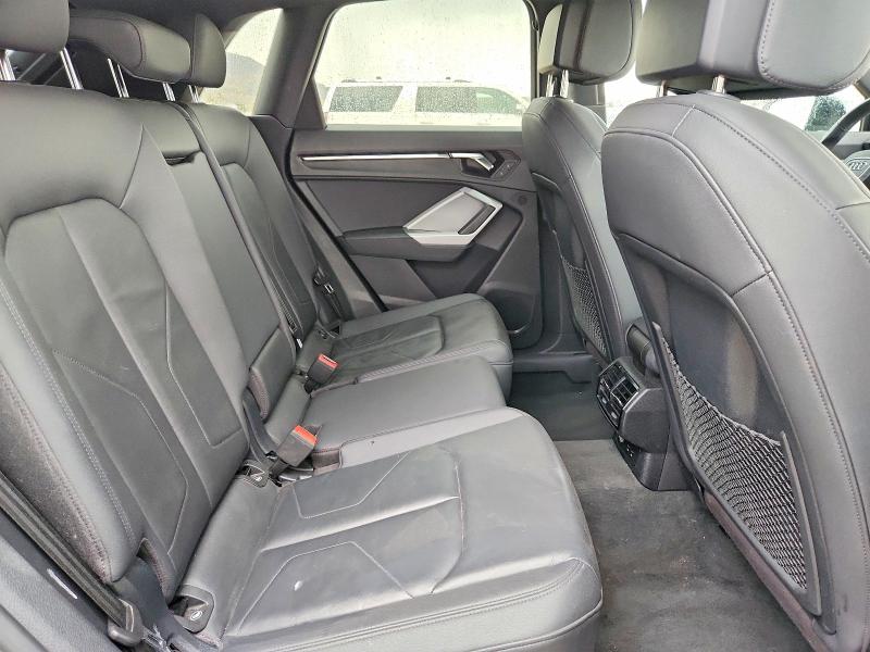 66489006 :رقم المزاد ، WA1DECF38N1148771 vin ، 2022 Audi Q3 مزاد بيع