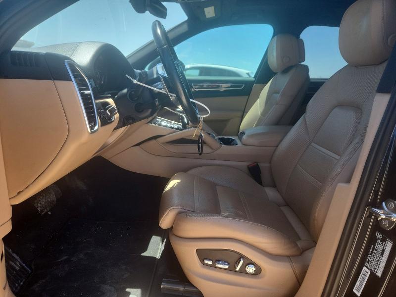 65371826 :رقم المزاد ، WP1AE2AY6KDA51633 vin ، 2019 Porsche Cayenne مزاد بيع