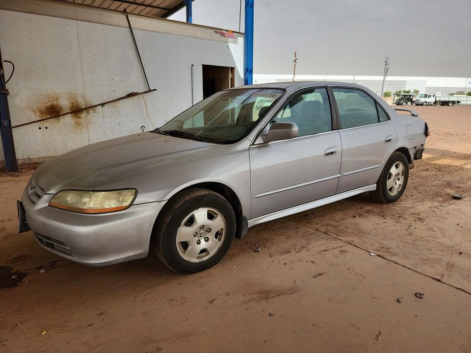 63605196 :رقم المزاد ، 1HGCG16581A082395 vin ، 2001 Honda Accord مزاد بيع