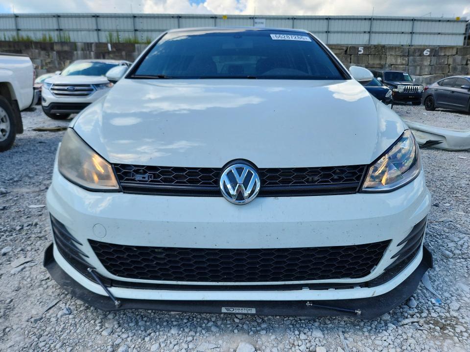 2015 Volkswagen Gti მანქანა იყიდება აუქციონზე, vin: 3VW4T7AU1FM003611, აუქციონის ნომერი: 66287286