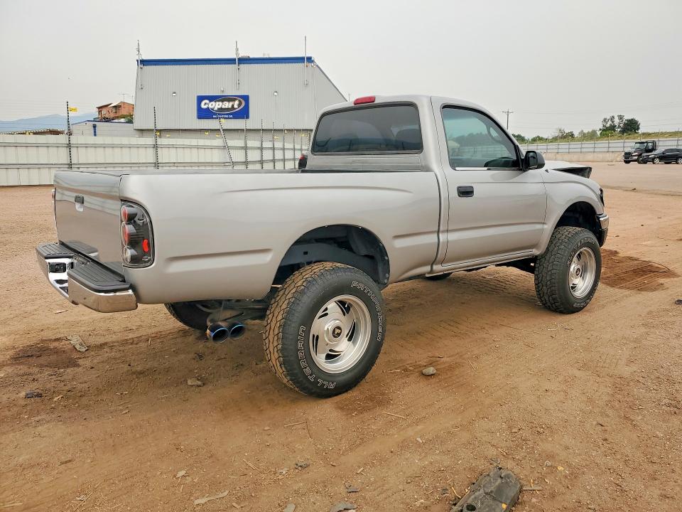 2001 Toyota Tacoma მანქანა იყიდება აუქციონზე, vin: 5TEPM62N81Z814896, აუქციონის ნომერი: 63592416