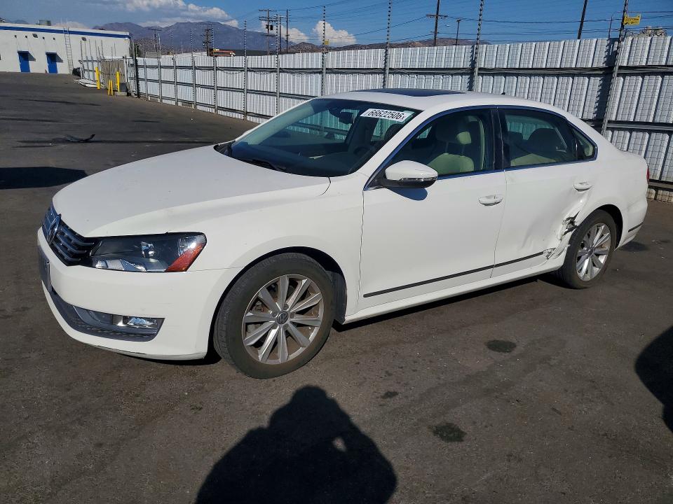 2012 Volkswagen Passat მანქანა იყიდება აუქციონზე, vin: 1VWCP7A32CC005372, აუქციონის ნომერი: 66622506
