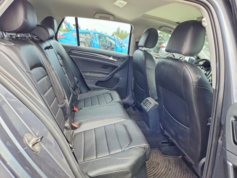 Продаж на аукціоні авто 2017 Volkswagen Golf, vin: 3VW217AU2HM048900, номер лоту: 64279936