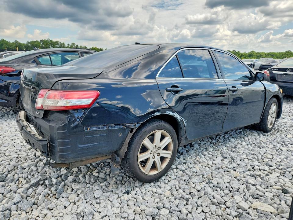 63659026 :رقم المزاد ، 4T1BF3EK6BU201587 vin ، 2011 Toyota Camry مزاد بيع