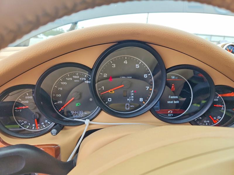 63988566 :رقم المزاد ، WP0AA2A70EL010168 vin ، 2014 Porsche Panamera مزاد بيع