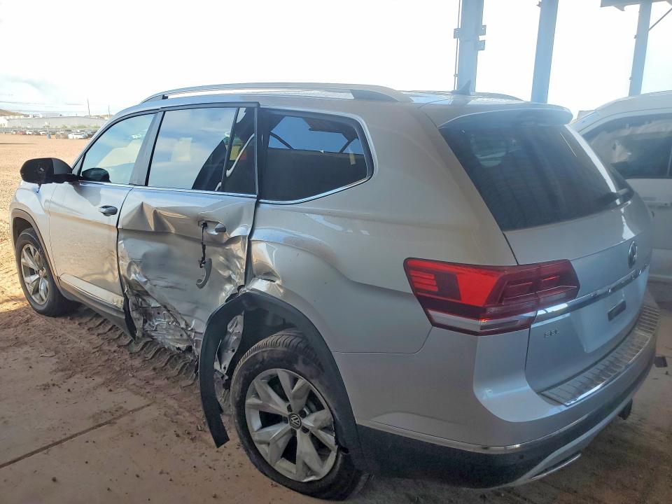 66099036 :رقم المزاد ، 1V2MR2CA9JC515794 vin ، 2018 Volkswagen Atlas مزاد بيع