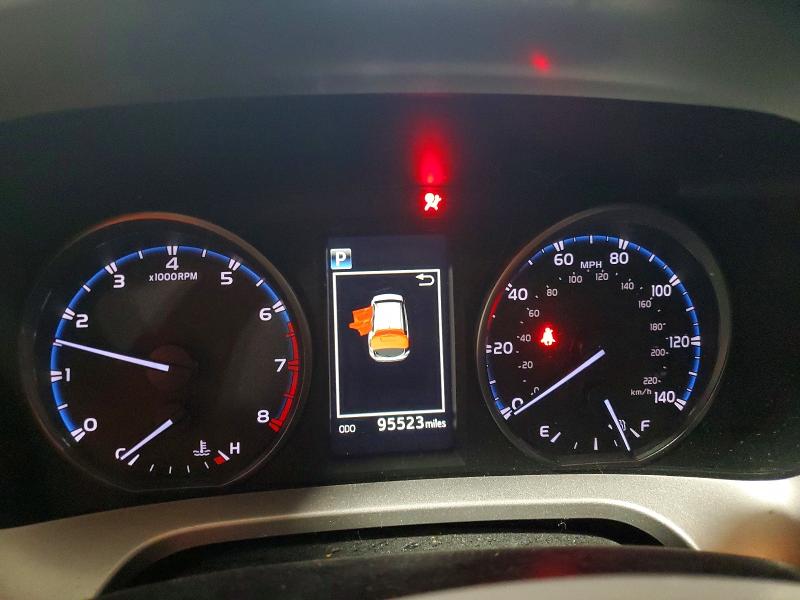 2018 Toyota Rav4 მანქანა იყიდება აუქციონზე, vin: JTMBFREVXJJ243424, აუქციონის ნომერი: 63306796