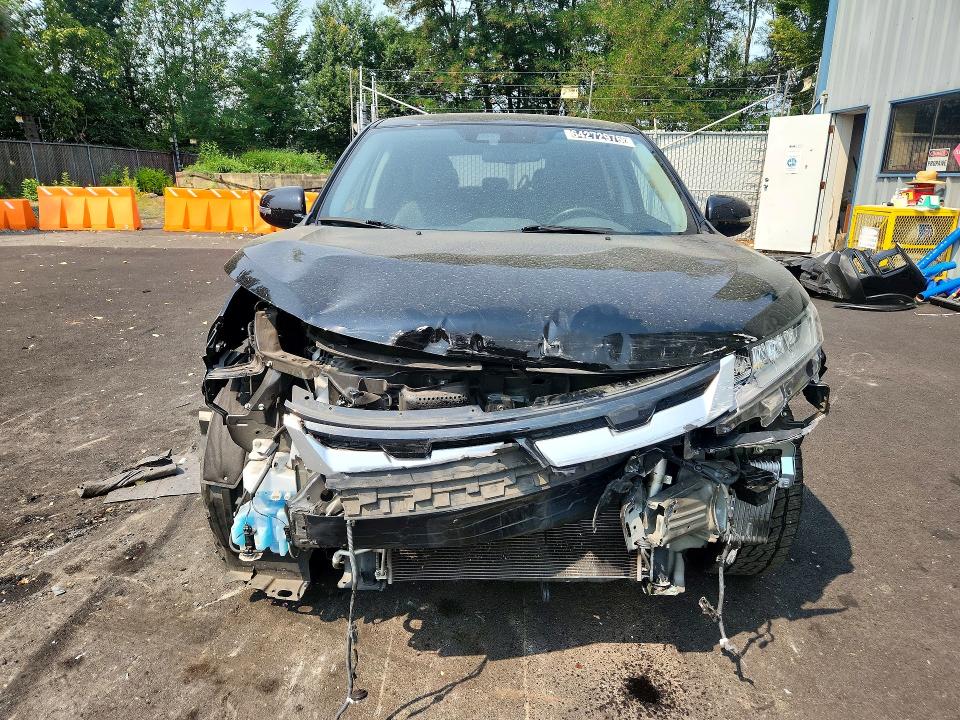 64272976 :رقم المزاد ، JA4ARUAU5NU015381 vin ، 2022 Mitsubishi Outlander Sport مزاد بيع