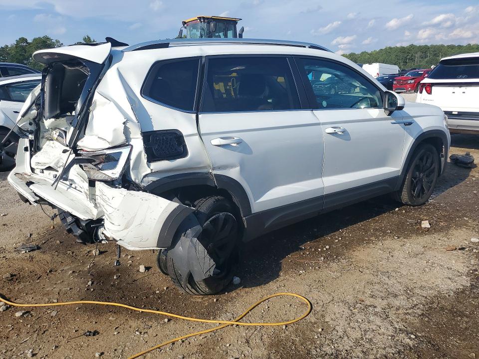 Продаж на аукціоні авто 2024 Volkswagen Taos, vin: 3VVEX7B21RM114691, номер лоту: 66714656