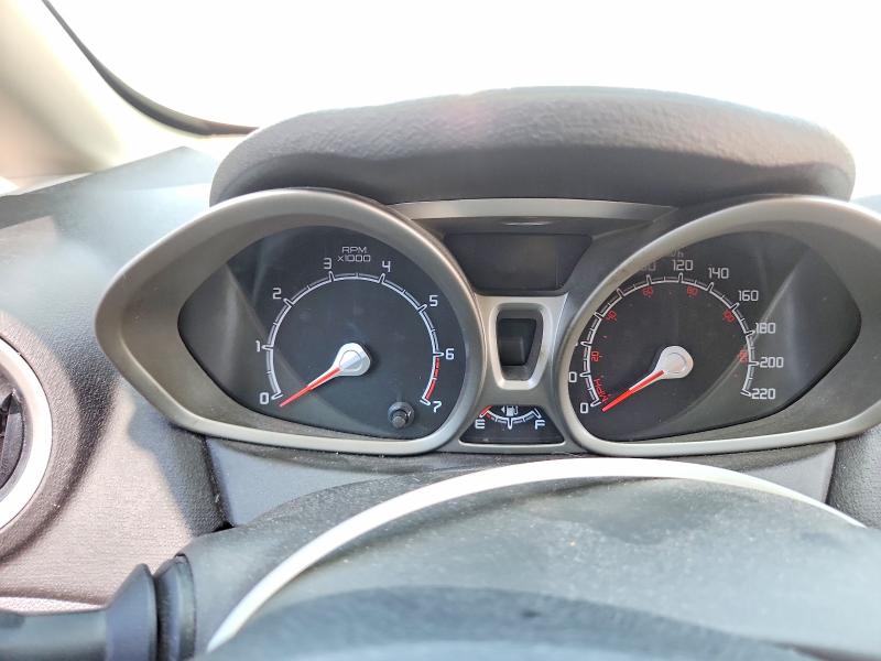63809546 :رقم المزاد ، 3FADP4EJ8DM141526 vin ، 2013 Ford Fiesta مزاد بيع