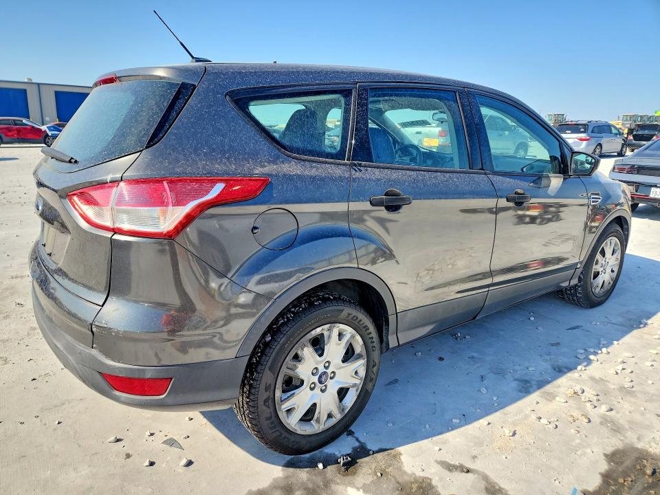 67375416 :رقم المزاد ، 1FMCU0F74FUC78287 vin ، 2015 Ford Escape مزاد بيع