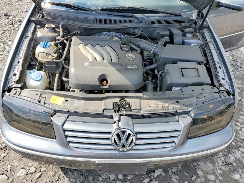 2005 Volkswagen Jetta მანქანა იყიდება აუქციონზე, vin: 3VWSK69M55M028437, აუქციონის ნომერი: 66210766