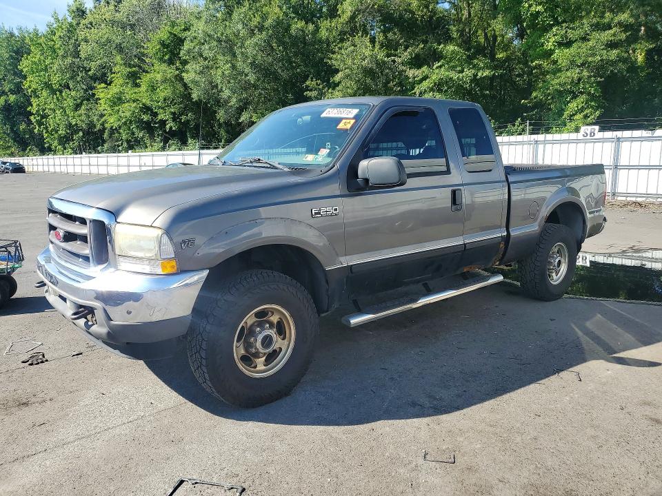 63786816 :رقم المزاد ، 1FTNX21LX2EC31936 vin ، 2002 Ford F250 مزاد بيع