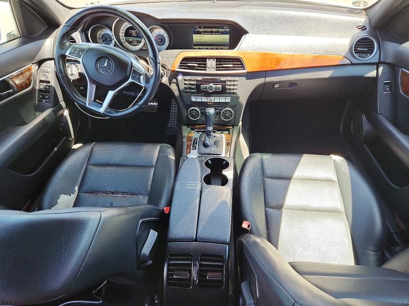 2014 Mercedes-benz C მანქანა იყიდება აუქციონზე, vin: WDDGF4HBXEG252630, აუქციონის ნომერი: 65234146