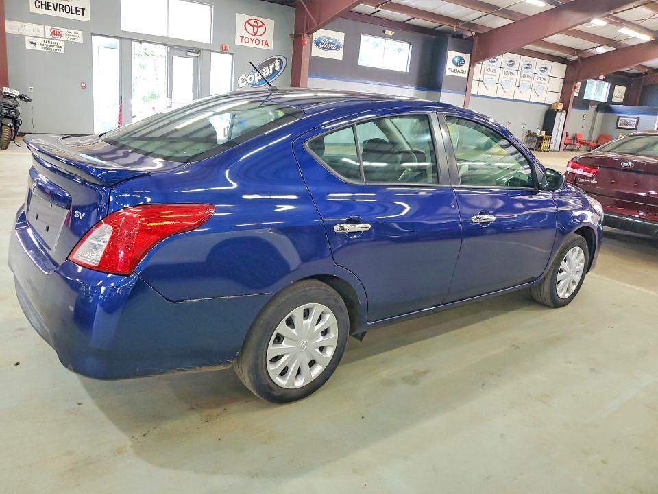 64037026 :رقم المزاد ، 3N1CN7APXKL869085 vin ، 2019 Nissan Versa مزاد بيع