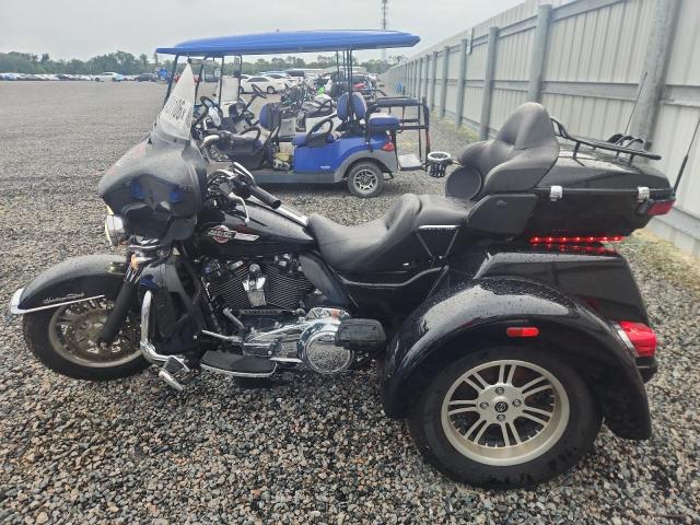 64251106 :رقم المزاد ، 1HD1MAF11NB855122 vin ، 2022 Harley-davidson Flhtcutg مزاد بيع