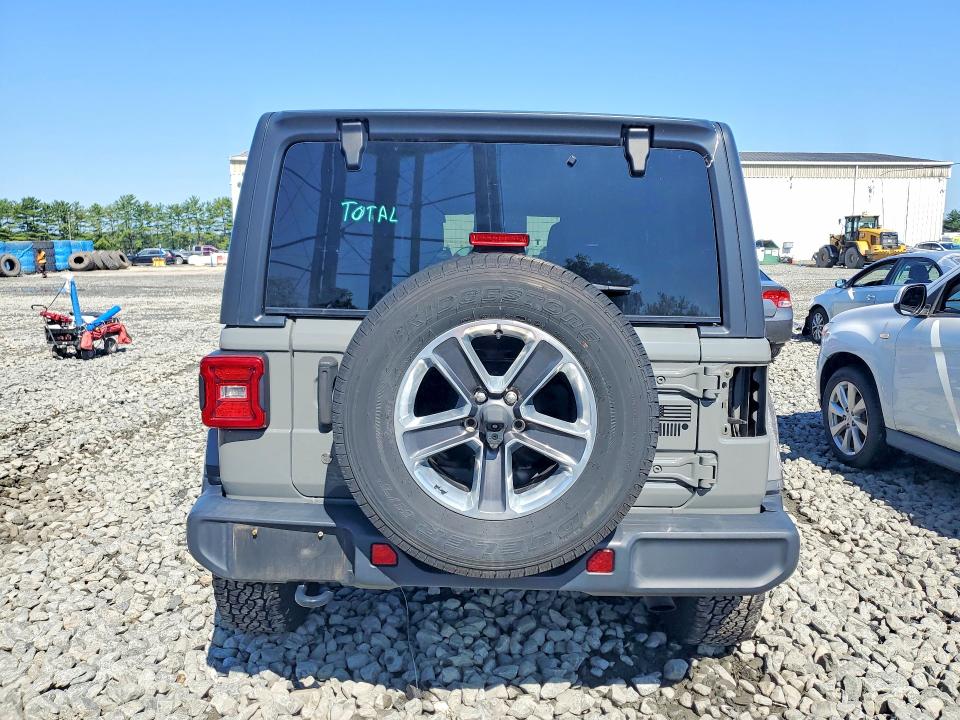 66126576 :رقم المزاد ، 1C4HJXEN8JW301952 vin ، 2018 Jeep Wrangler Unlimited مزاد بيع