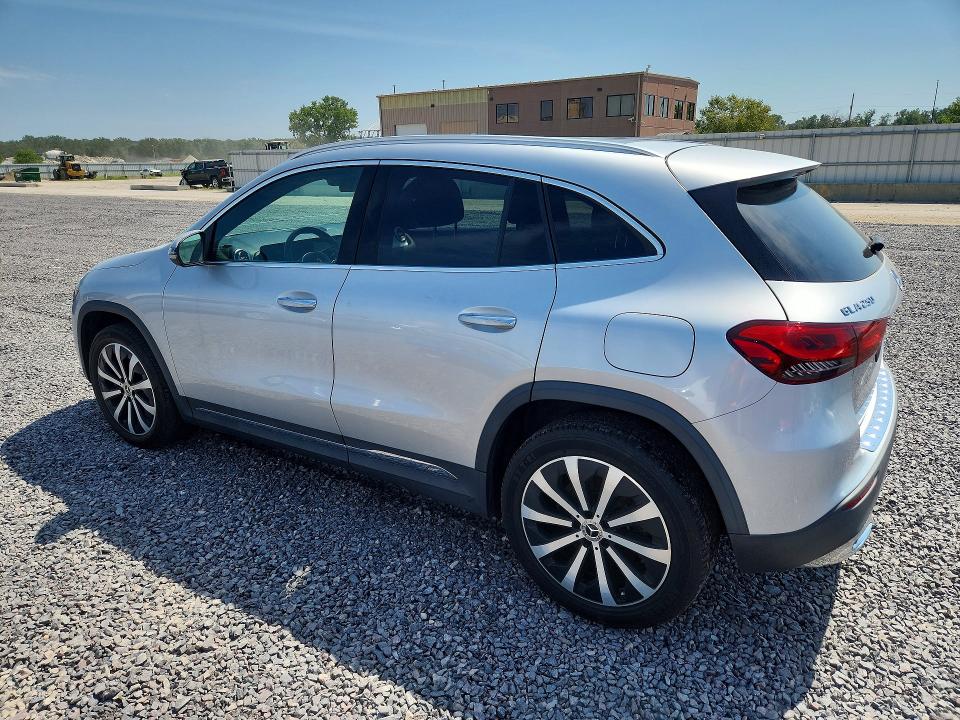 66963946 :رقم المزاد ، W1N4N4HB0MJ154829 vin ، 2021 Mercedes-benz Gla مزاد بيع