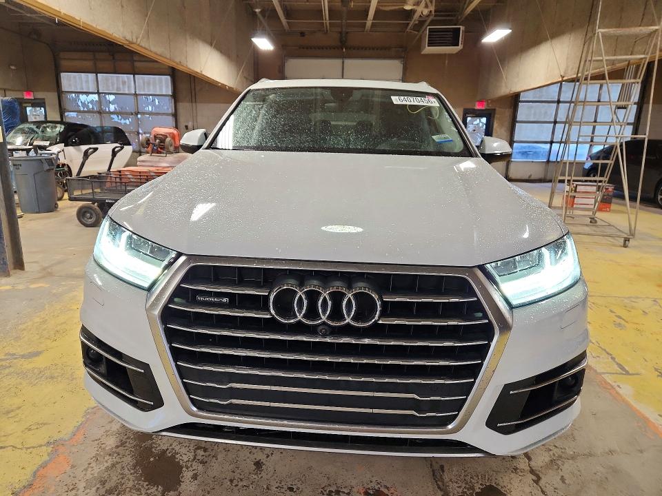 2018 Audi Q7 მანქანა იყიდება აუქციონზე, vin: WA1VAAF75JD022223, აუქციონის ნომერი: 64070456