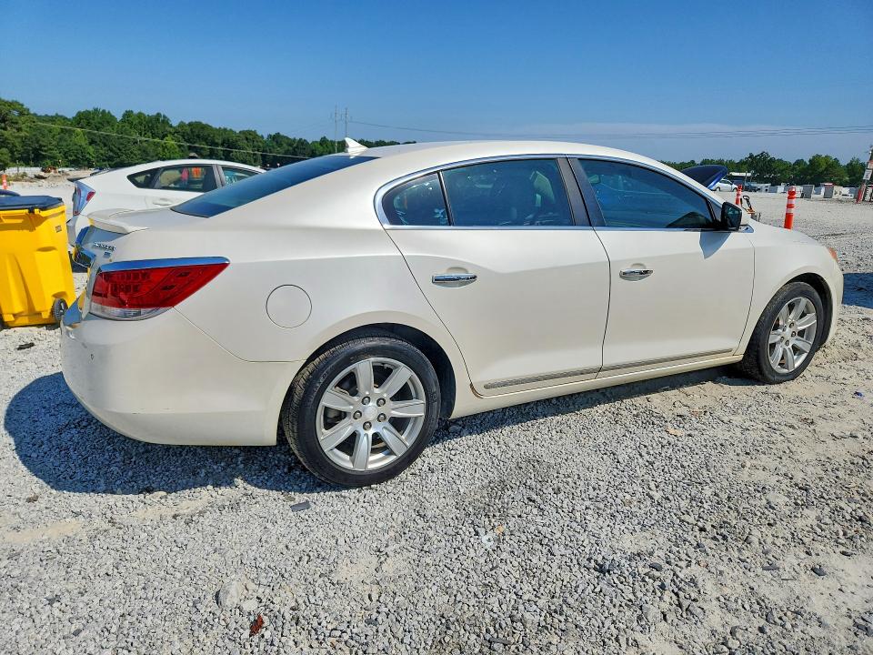 65256326 :رقم المزاد ، 1G4GC5EC8BF216700 vin ، 2011 Buick Lacrosse مزاد بيع