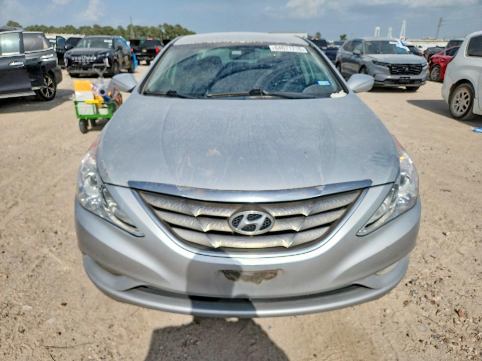 2011 Hyundai Sonata მანქანა იყიდება აუქციონზე, vin: 5NPEC4AC4BH116885, აუქციონის ნომერი: 64071716