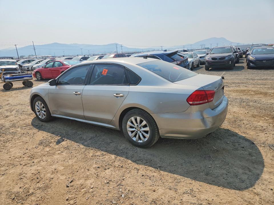 64640016 :رقم المزاد ، 1VWAH7A32CC080237 vin ، 2012 Volkswagen Passat مزاد بيع