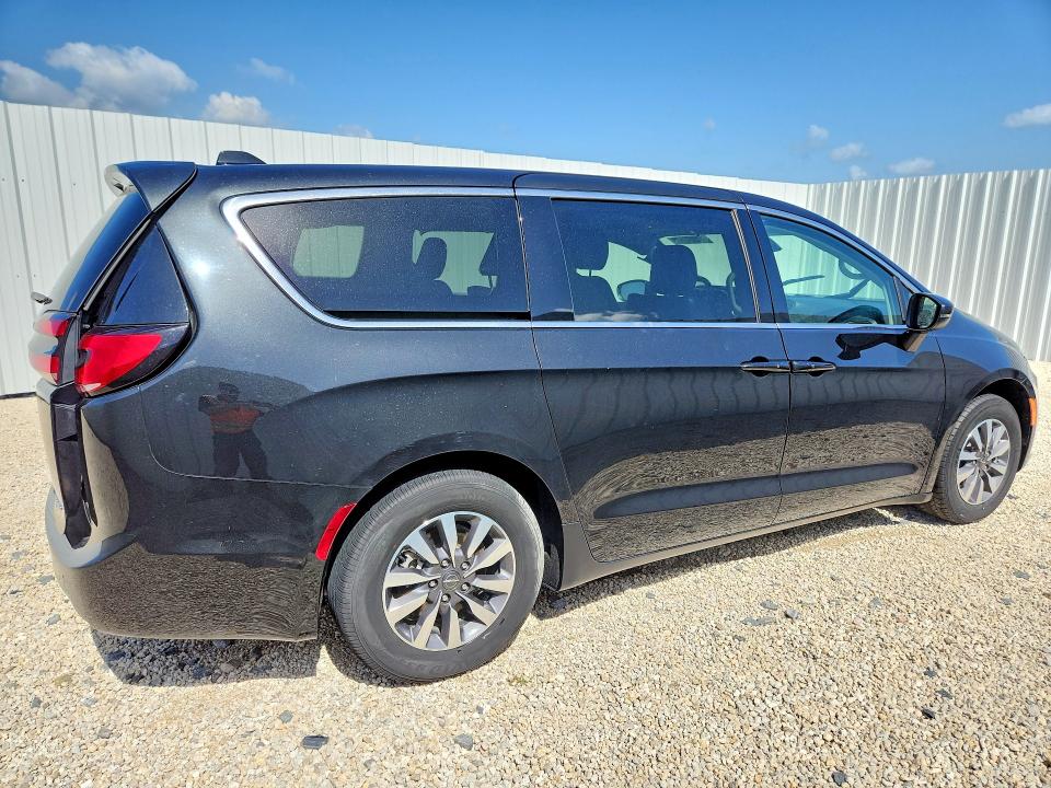 Aukcja sprzedaży 2023 Chrysler Pacifica, vin: 2C4RC1L77PR632202, numer aukcji: 65495626