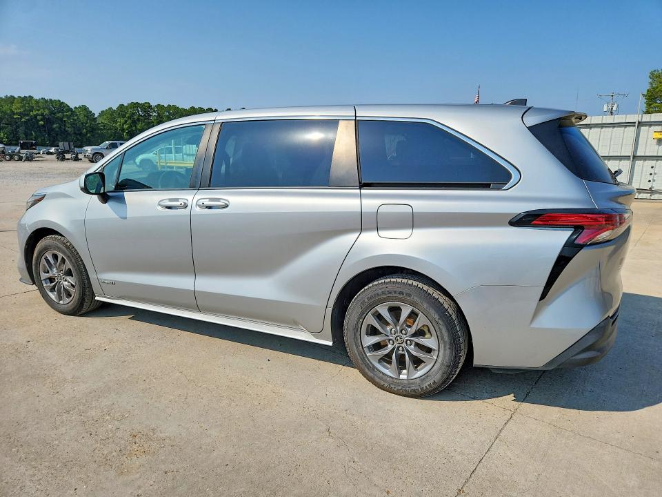Продажа на аукционе авто 2021 Toyota Sienna, vin: 5TDKRKEC7MS051494, номер лота: 64283176