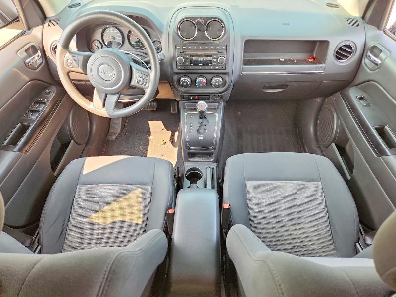 63741786 :رقم المزاد ، 1J4NT1FB6BD241062 vin ، 2011 Jeep Compass مزاد بيع