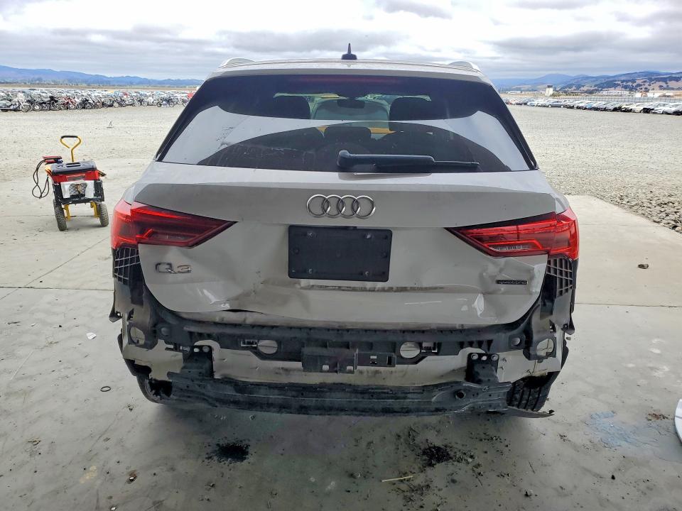 Продаж на аукціоні авто 2021 Audi Q3, vin: WA1AUCF3XM1065475, номер лоту: 65381166
