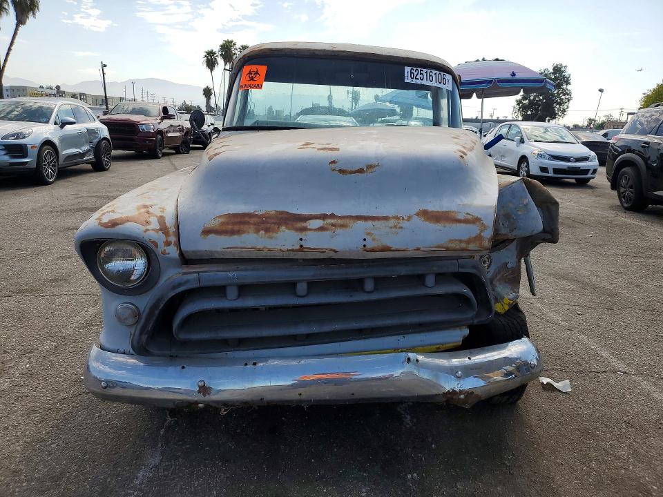 62516106 :رقم المزاد ، 3A57MX2054 vin ، 1957 Chevrolet 3100 مزاد بيع