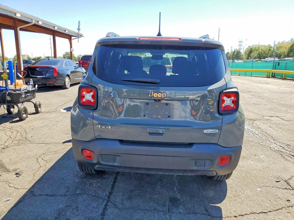 65210446 :رقم المزاد ، ZACNJBBB4LPL10175 vin ، 2020 Jeep Renegade مزاد بيع