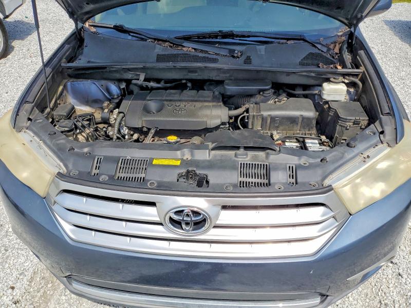 2011 Toyota Highlander მანქანა იყიდება აუქციონზე, vin: 5TDZA3EH8BS007735, აუქციონის ნომერი: 65451206