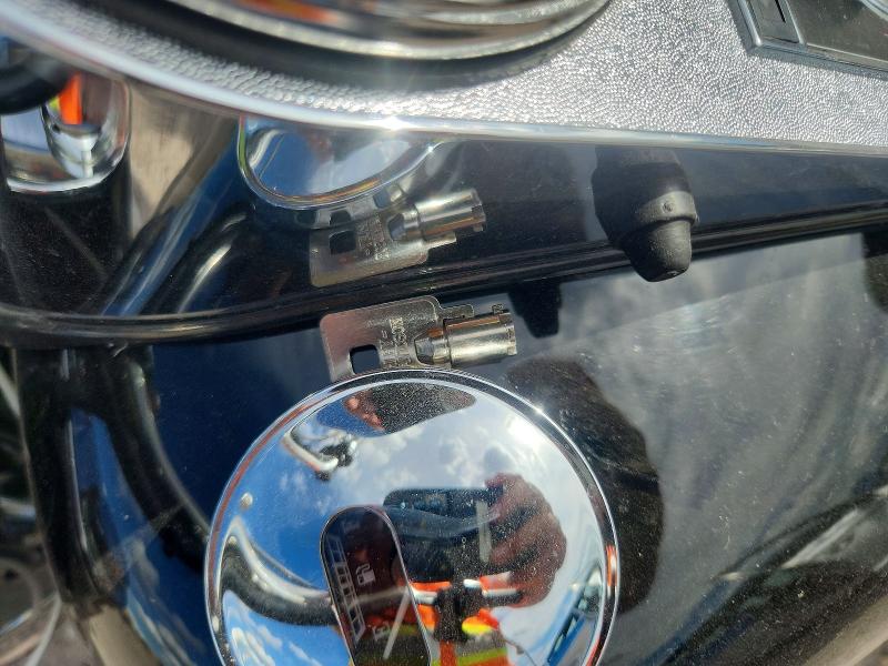 2004 Harley-davidson Flstci მანქანა იყიდება აუქციონზე, vin: 1HD1BWB1X4Y039739, აუქციონის ნომერი: 64404986