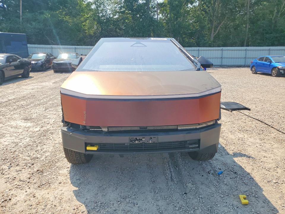 63935686 :رقم المزاد ، 7G2CEHED9SA069485 vin ، 2025 Tesla Cybertruck مزاد بيع