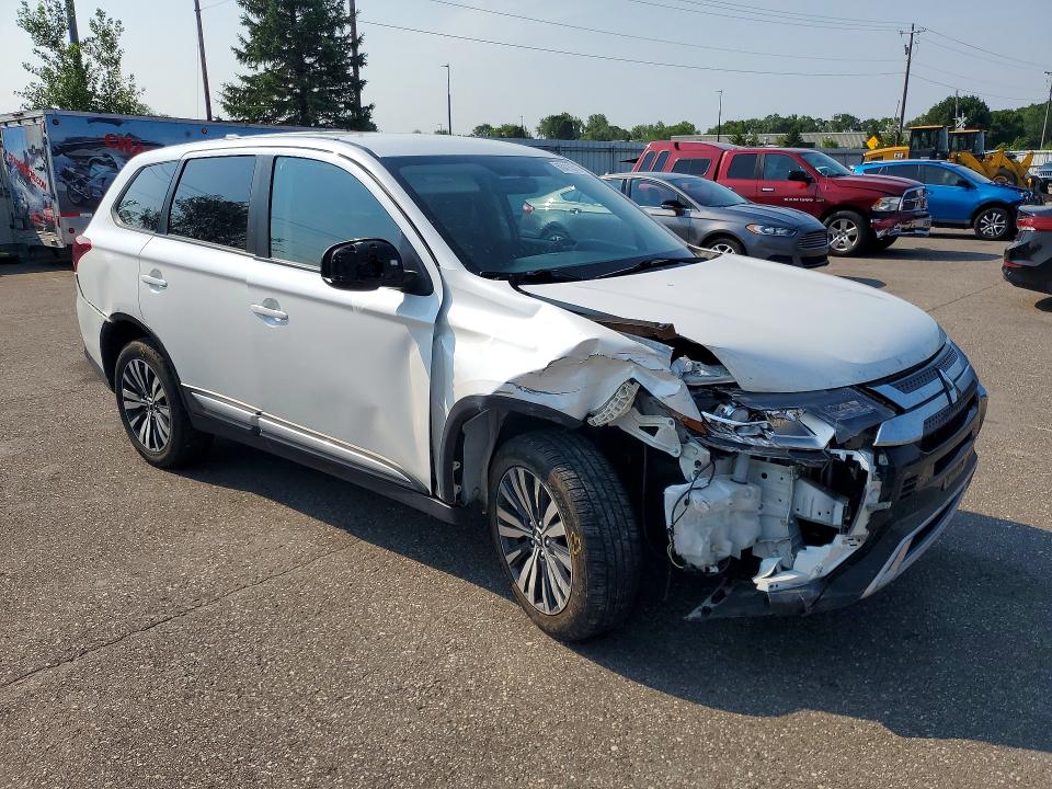 2020 Mitsubishi Outlander მანქანა იყიდება აუქციონზე, vin: JA4AZ3A30LZ046717, აუქციონის ნომერი: 63416316