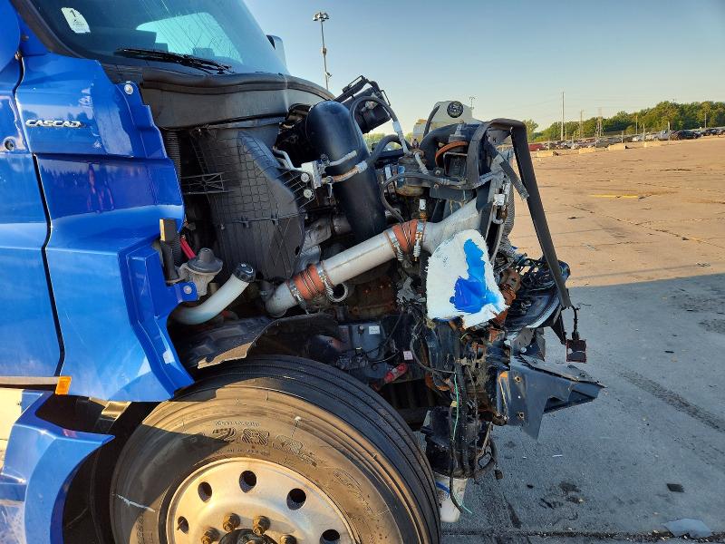 61204796 :رقم المزاد ، 3AKJHHDR8LSMD2433 vin ، 2020 Freightliner Cascadia 126 مزاد بيع