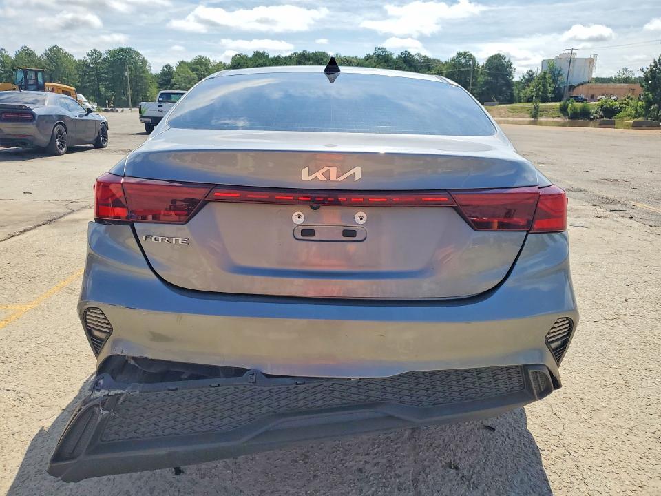 63877136 :رقم المزاد ، 3KPF24AD3RE815259 vin ، 2024 Kia Forte مزاد بيع